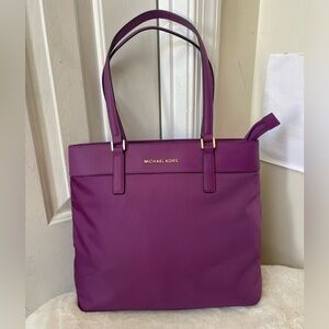 Michael Kors Tote Bag like new